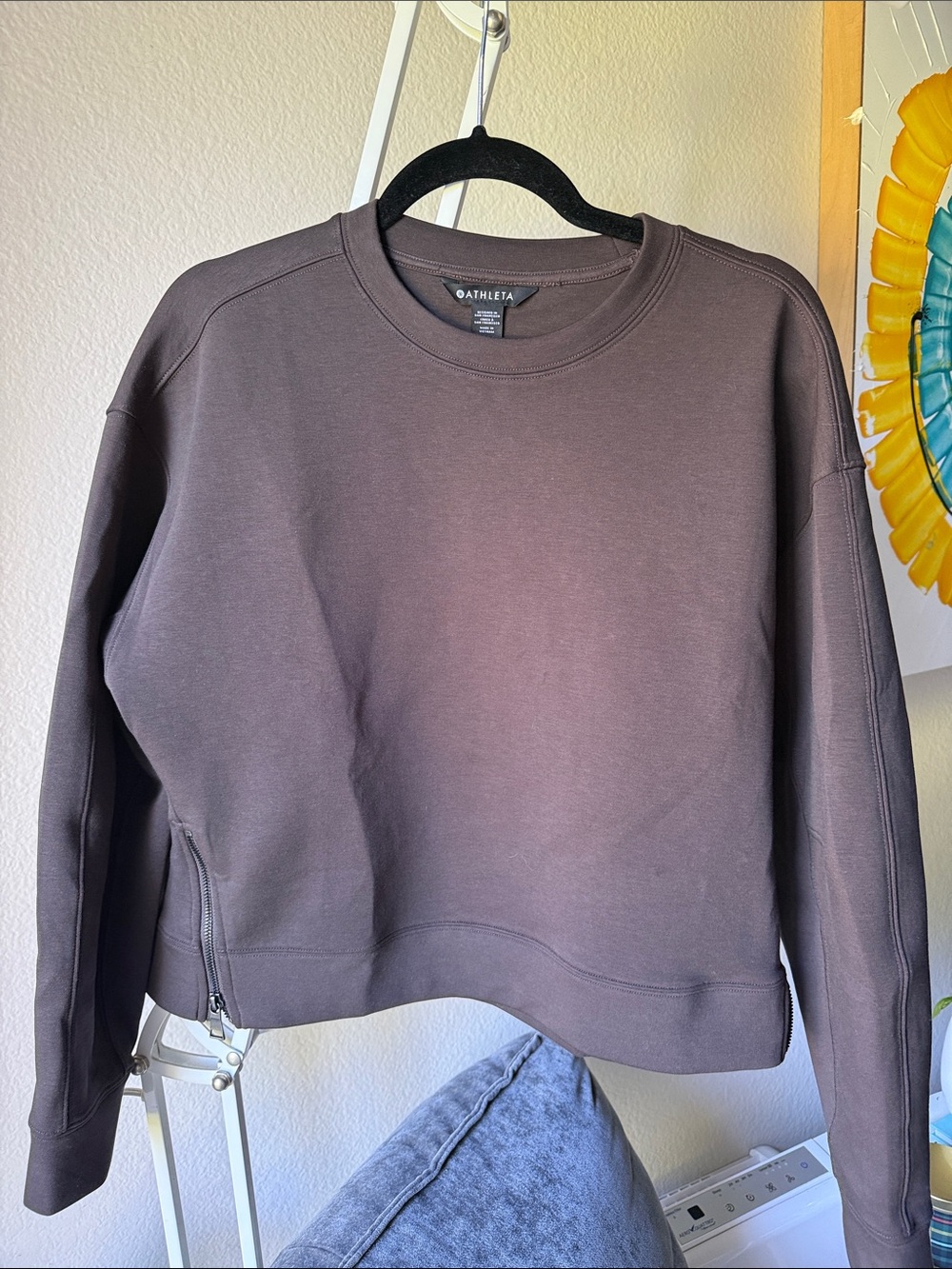 Athleta Women's Form Knit Crew Sweatshirt in Truffle color - Size M